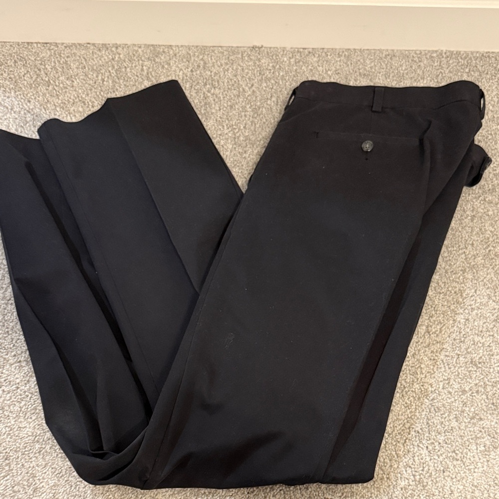 Roundtree & Yorke Men's Black Dress Pants